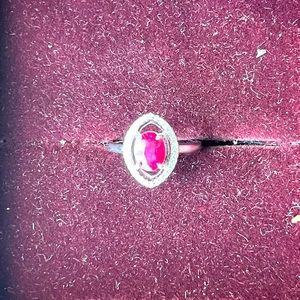 Stunning natural Burmese Ruby ring in sterling silver